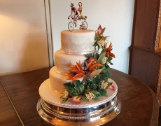 Rachel & Peter - Tropical flowers wedding cake.jpg